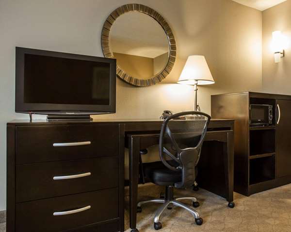 Suite - Comfort Suites Huntersville - I-77, Exit 23