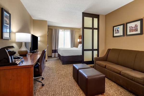 Suite - Comfort Suites Huntersville - I-77, Exit 23