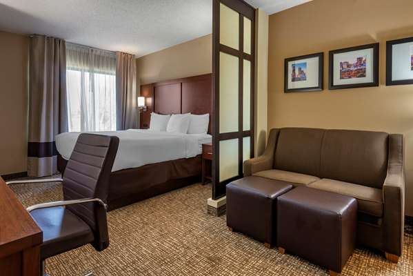 Suite - Comfort Suites Huntersville - I-77, Exit 23