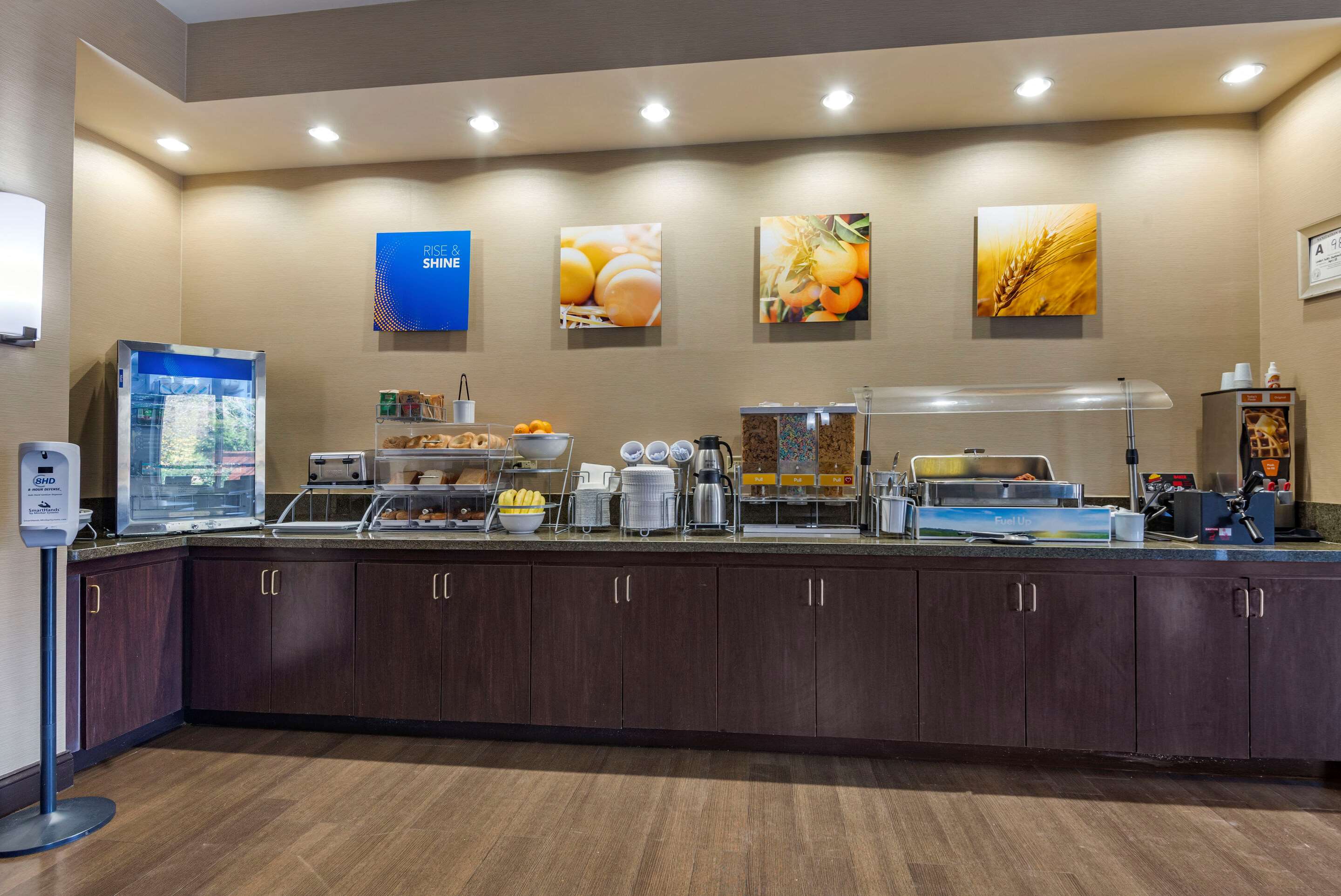 Breakfast bar | Comfort Suites Lake Norman - Huntersville