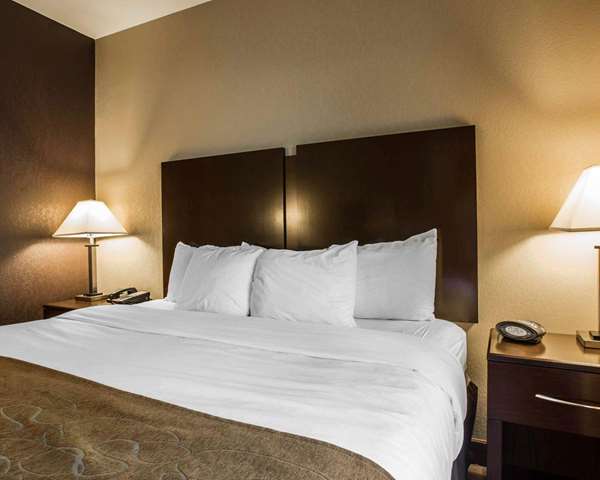  - Comfort Suites Whitsett - I-40 & I-85, Exit 135