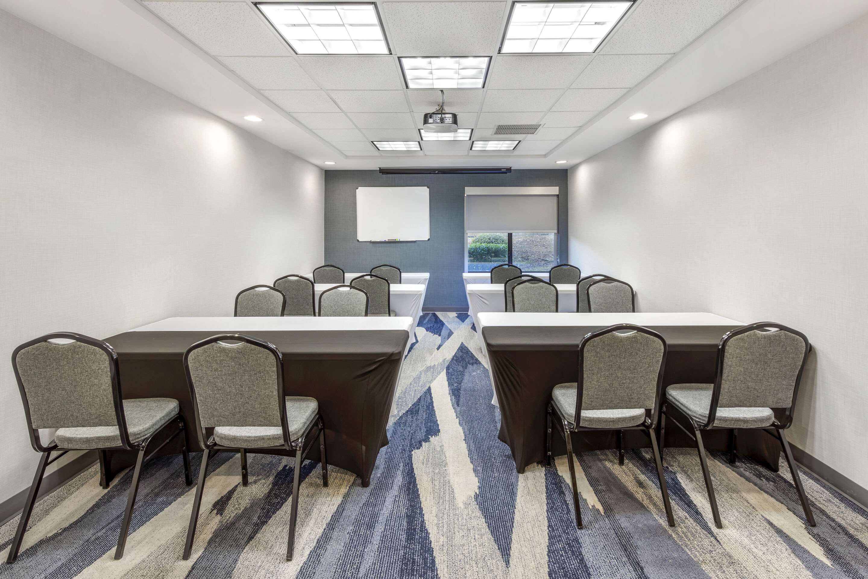 Meeting room | Comfort Suites Whitsett - Greensboro East