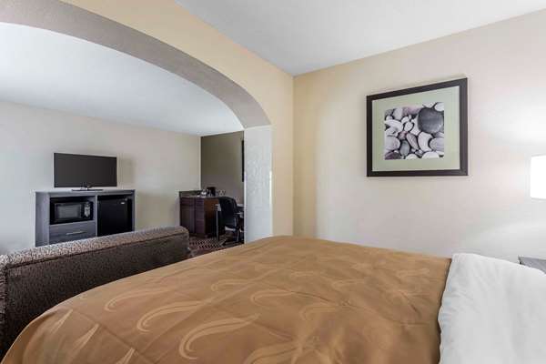 Suite - Quality Inn Salisbury - I-85, Exit 75