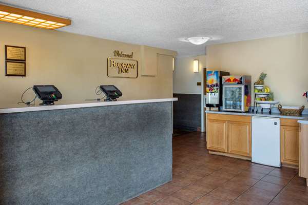  - Rodeway Inn Asheville - I-40, Exit 44