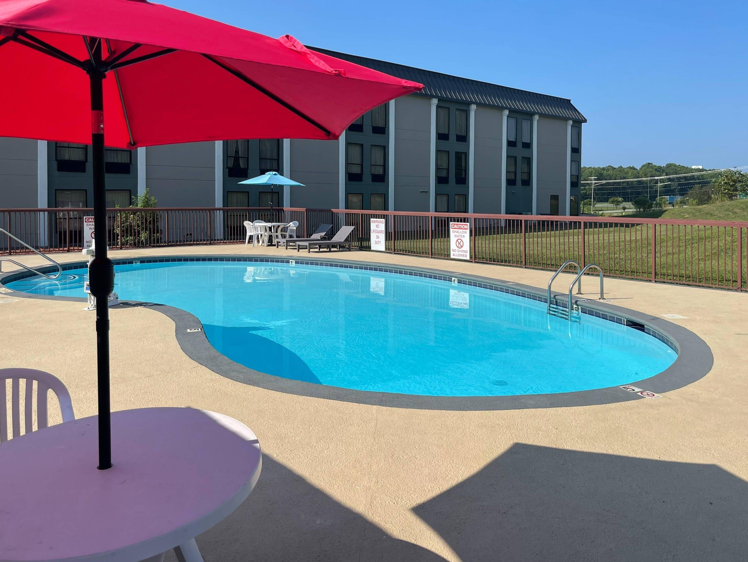 Outdoor pool | Quality Inn & Suites