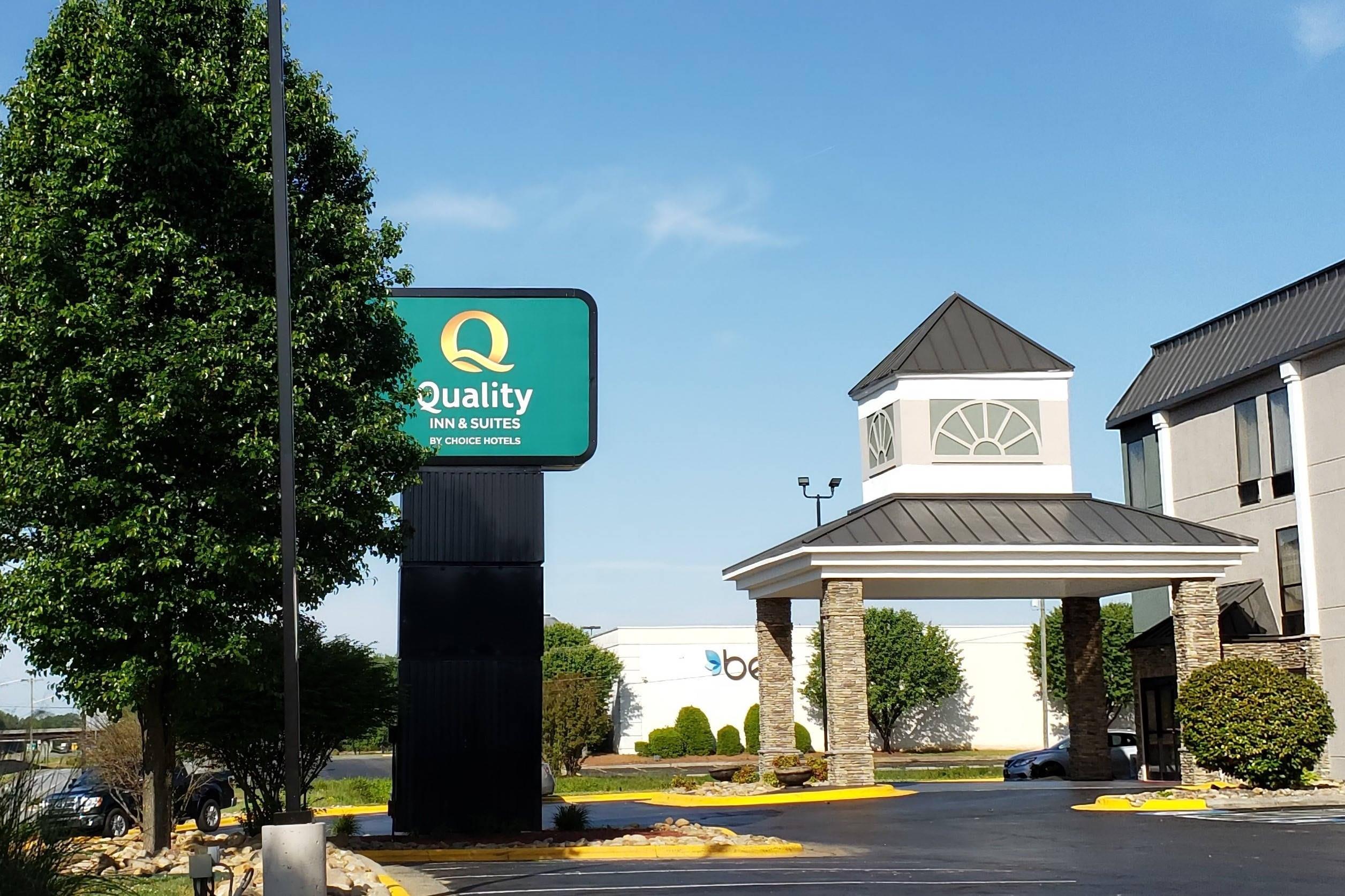 Hotel exterior | Quality Inn & Suites