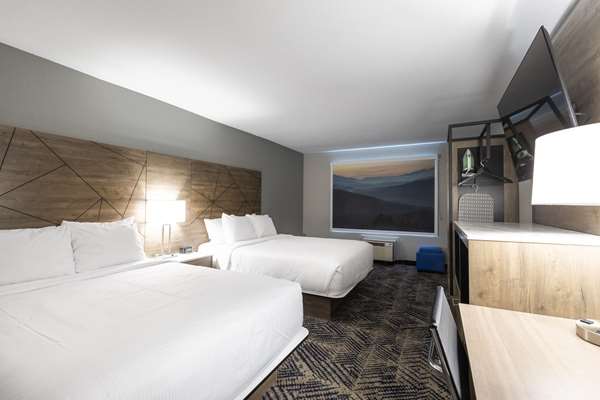 Suite - Rodeway Inn & Suites Asheville - I-26, Exit 33