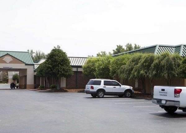 Exterior view - Quality Inn Morganton - I-40, Exit 105