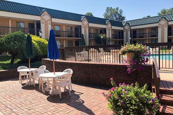 Pool - Quality Inn Morganton - I-40, Exit 105