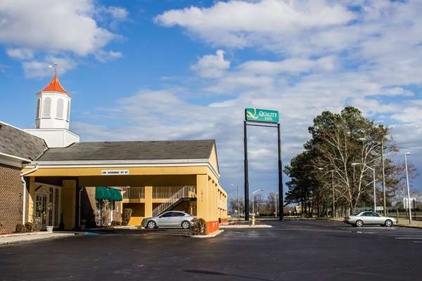 Exterior view - Quality Inn Dunn - I-95, Exit 73