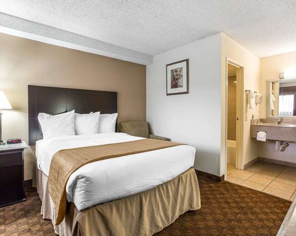  - Quality Inn & Suites Coliseum Greensboro - I-40, Exit 217