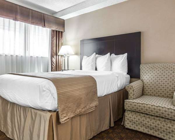  - Quality Inn & Suites Coliseum Greensboro - I-40, Exit 217