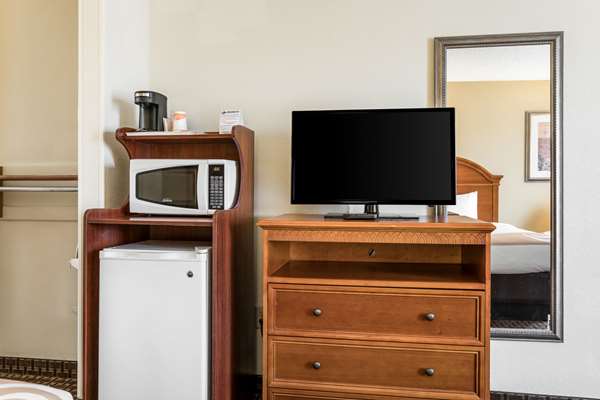 - Quality Inn Battleboro - I-95, Exit 145
