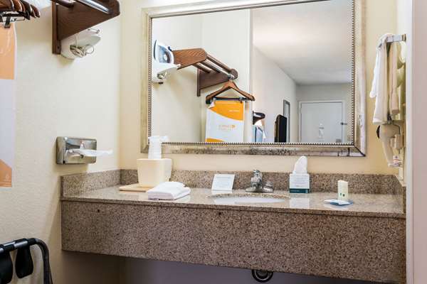  - Quality Inn Battleboro - I-95, Exit 145