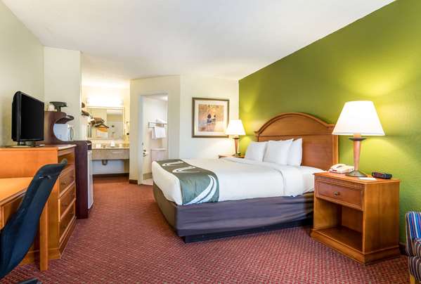  - Quality Inn Battleboro - I-95, Exit 145