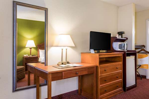  - Quality Inn Battleboro - I-95, Exit 145
