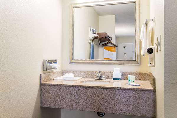  - Quality Inn Battleboro - I-95, Exit 145