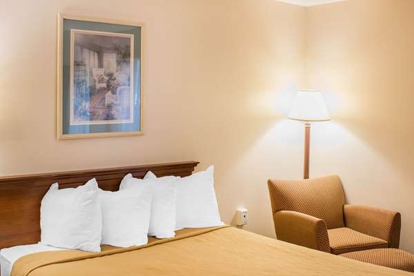  - Econo Lodge Walnut Creek Raleigh