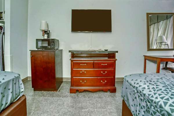  - Econo Lodge Walnut Creek Raleigh