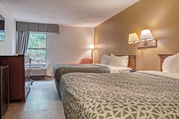  - Econo Lodge Walnut Creek Raleigh
