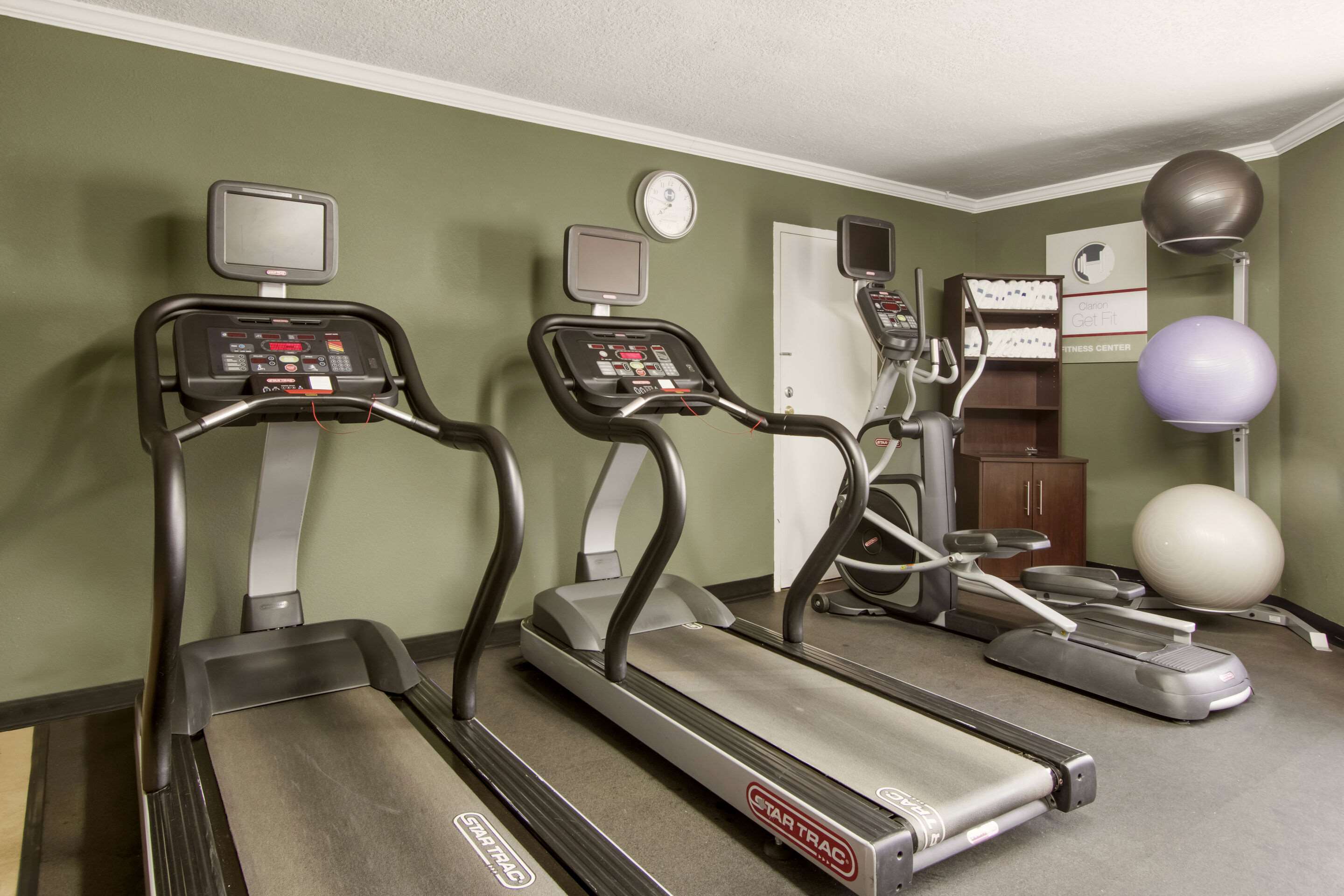 Fitness center | Clarion Inn Asheville Airport