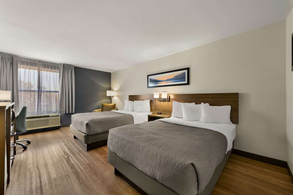 QUALITY INN AND SUITES MATTHEWS - C-guestroom-Guest Room,On-Site.jpg