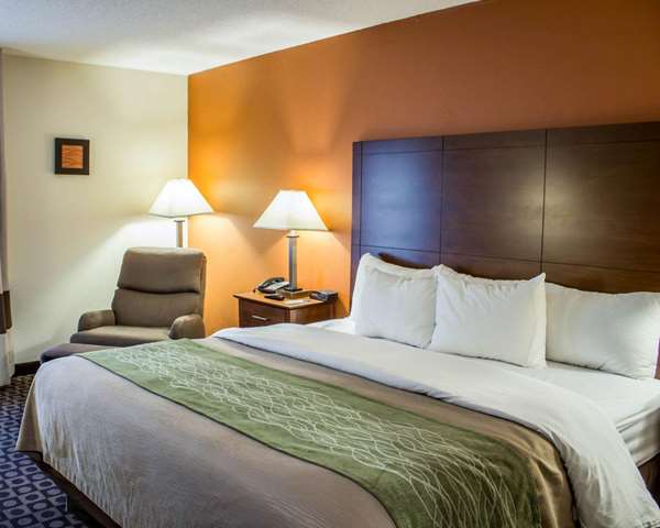  - Comfort Inn Fayetteville - I-95, Exit 49