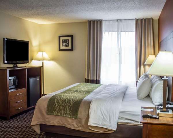  - Comfort Inn Fayetteville - I-95, Exit 49