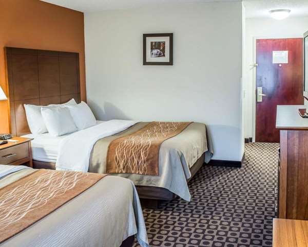  - Comfort Inn Fayetteville - I-95, Exit 49