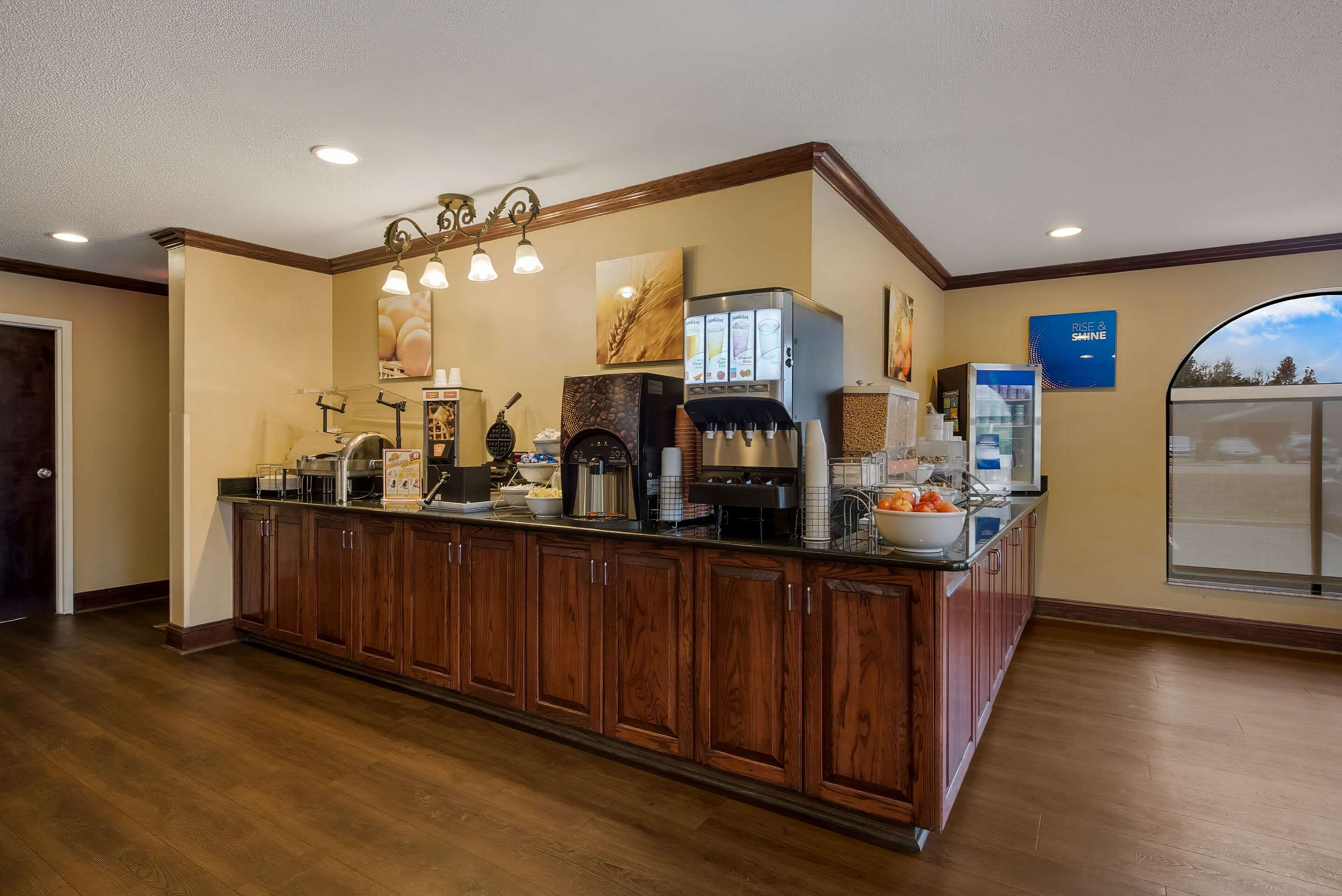 Breakfast area