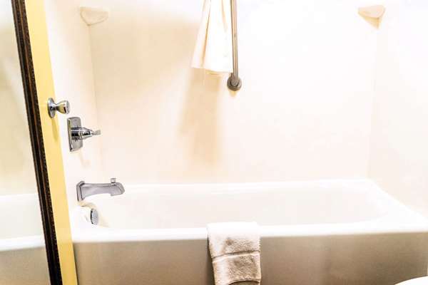  - Quality Inn Whiteville