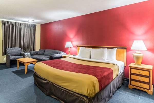 Suite - Econo Lodge Whiteville