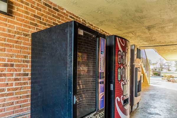  - Econo Lodge Whiteville