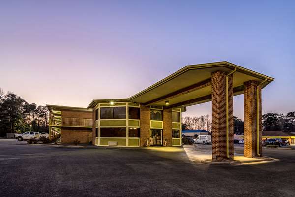 Exterior view - Econo Lodge Whiteville