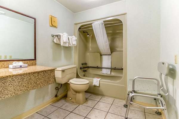  - Econo Lodge Whiteville