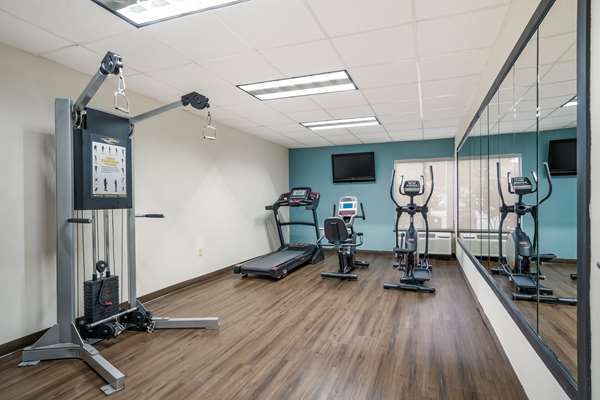 Fitness/ Exercise Room - Quality Inn Jacksonville