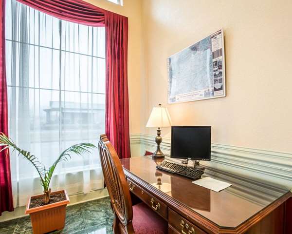 Conference Area - Quality Inn Andrews