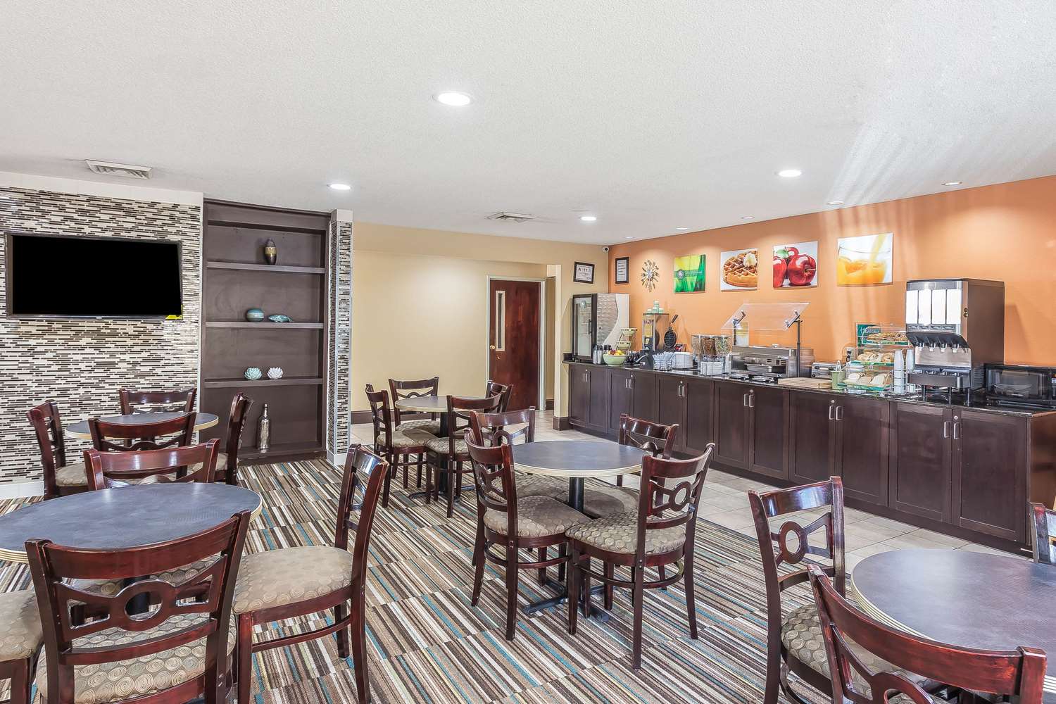 Quality Inn Warsaw, NC See Discounts