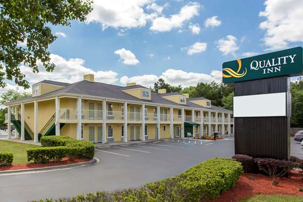 Exterior view - Quality Inn Laurinburg - I-74, Exit 183