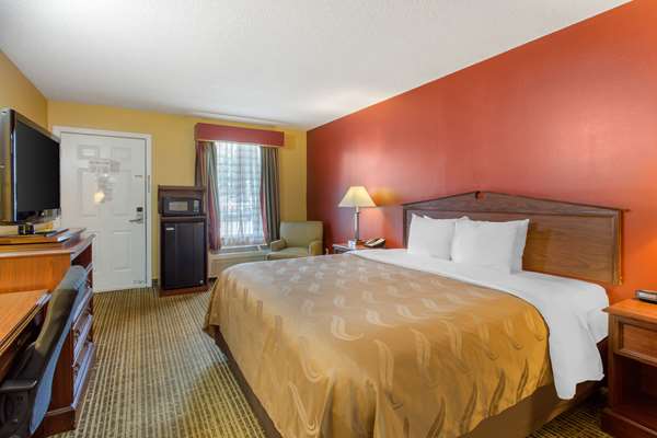 - Quality Inn Laurinburg - I-74, Exit 183