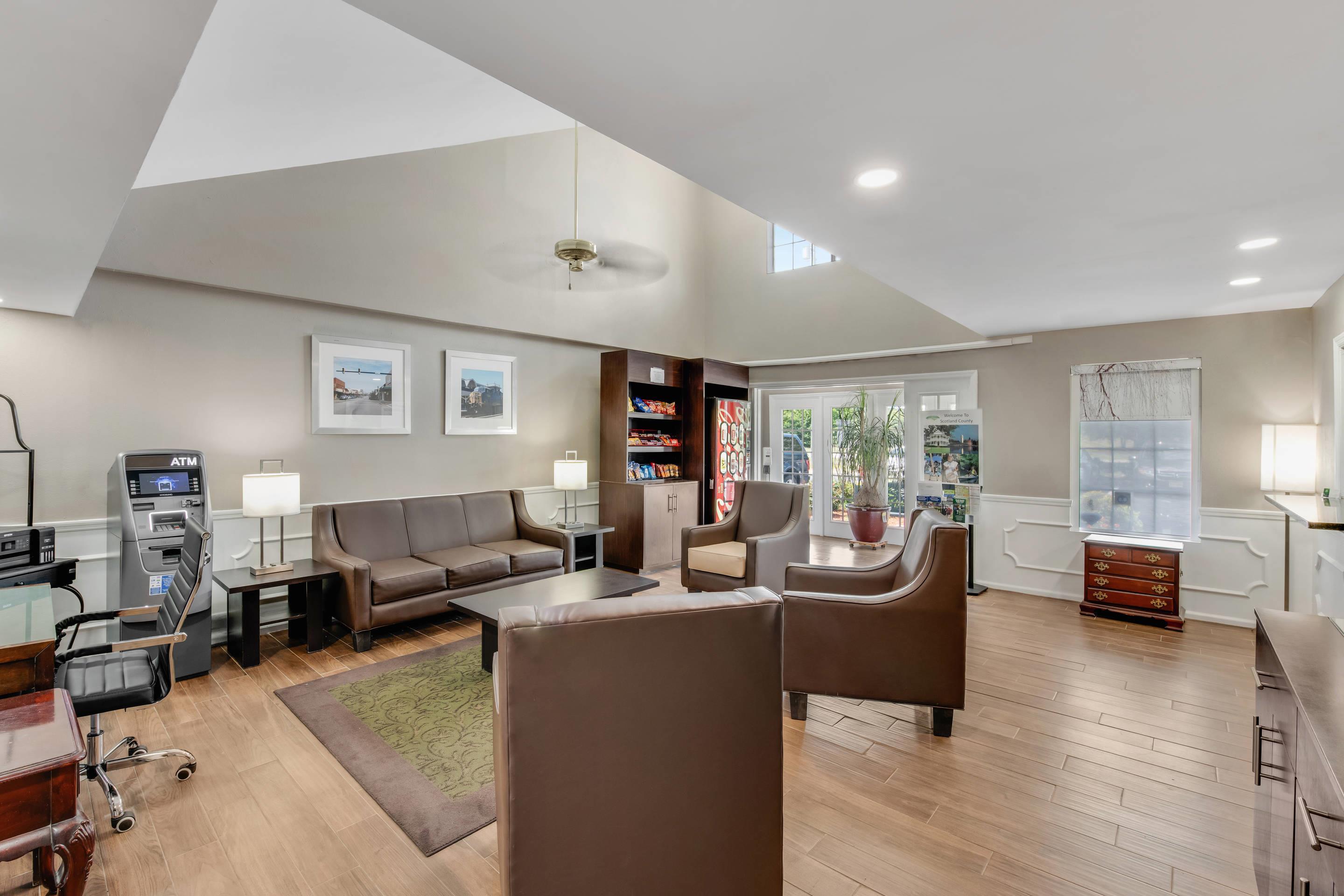Lobby with sitting area