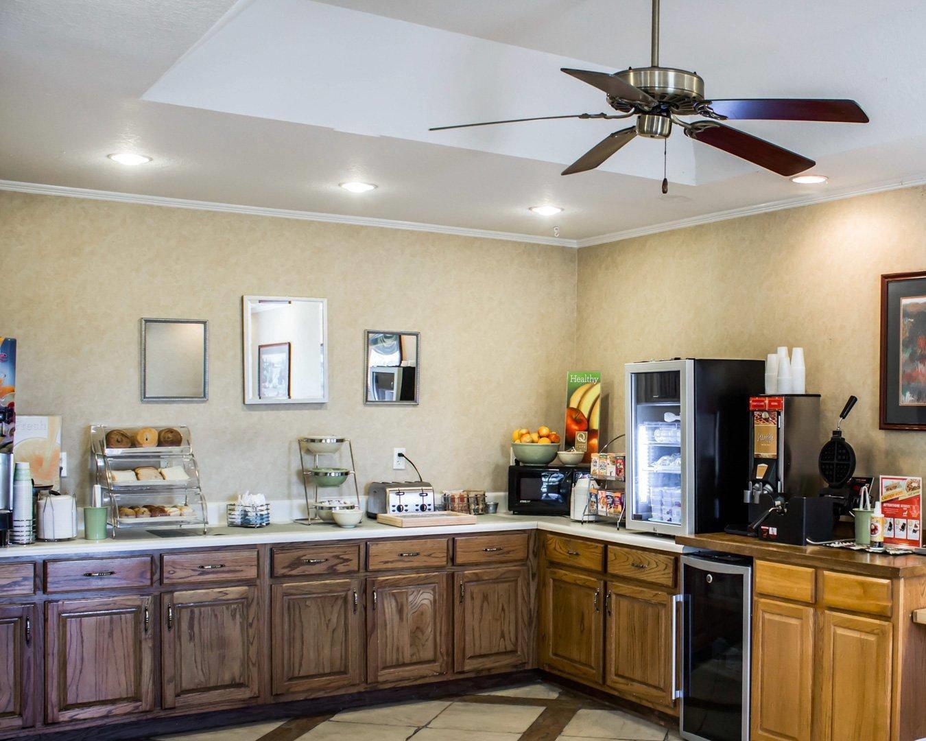 Breakfast counter