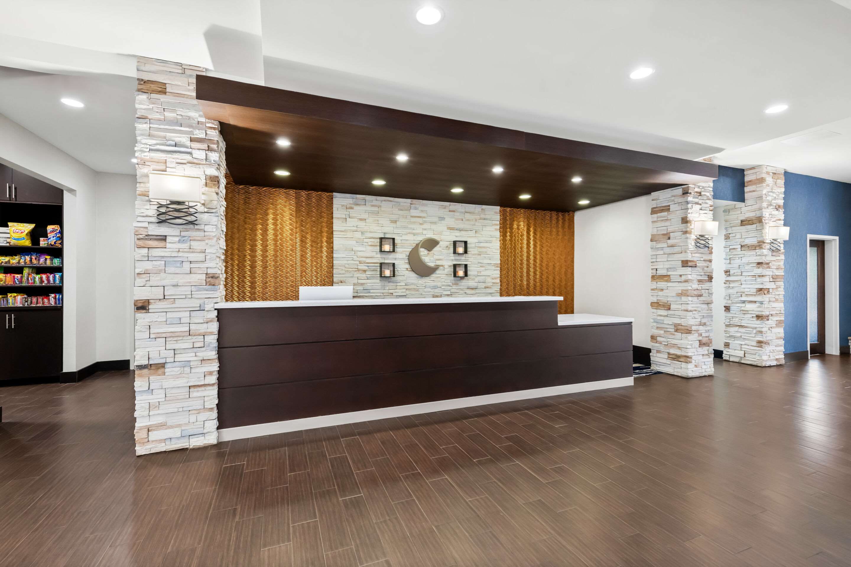Front desk | Comfort Inn Sylva - Cullowhee
