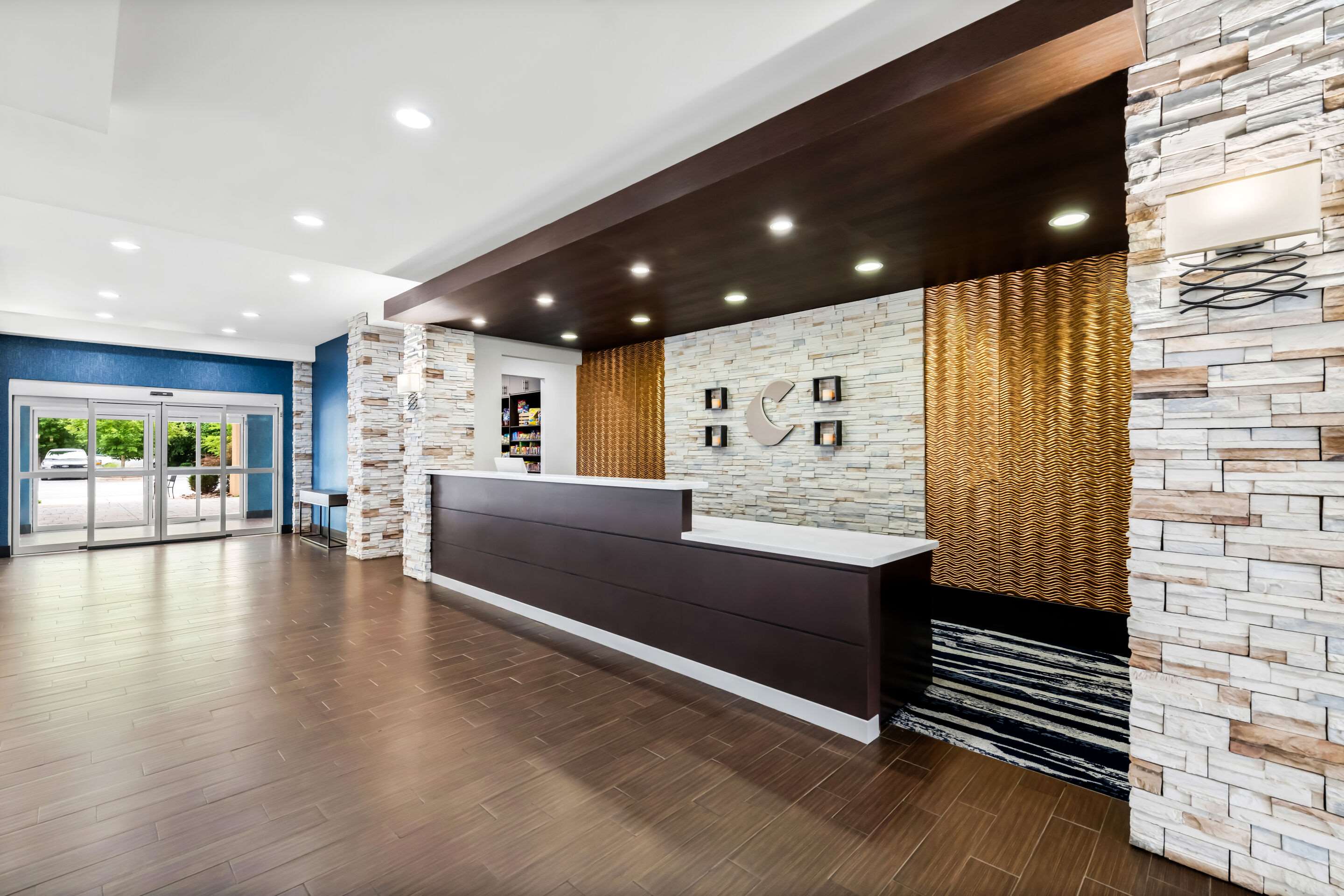 Front desk | Comfort Inn Sylva - Cullowhee