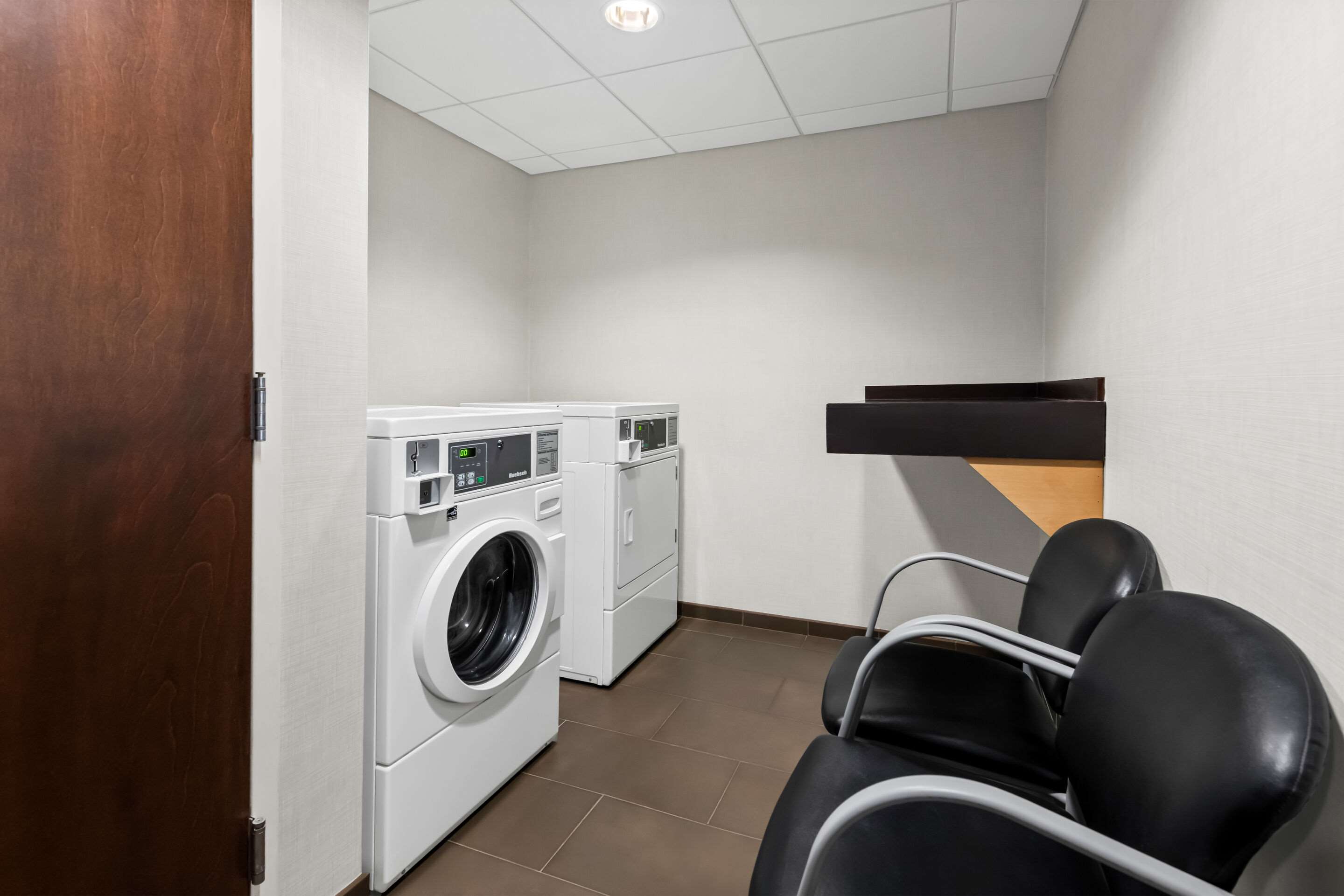 Guest laundry facilities | Comfort Inn Sylva - Cullowhee