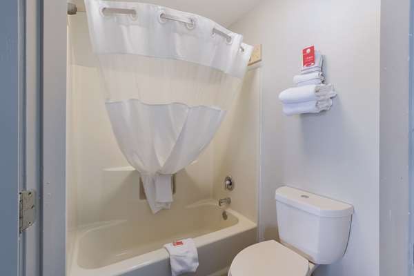  - Econo Lodge Greenville