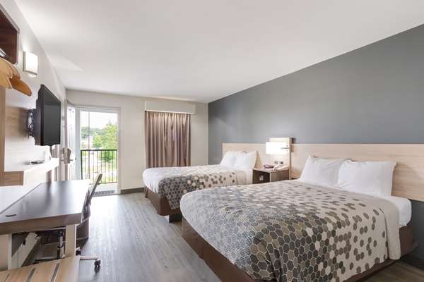  - Econo Lodge Greenville