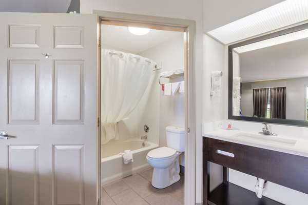  - Econo Lodge Greenville