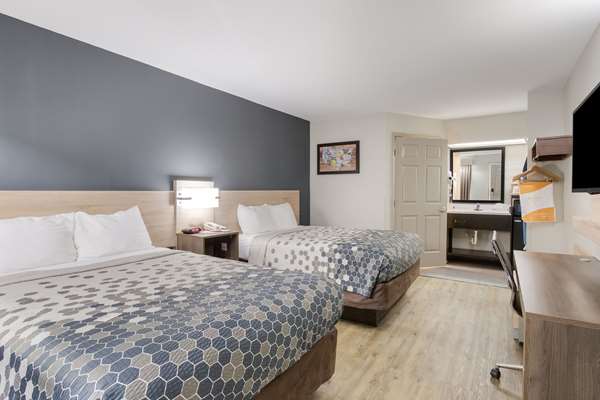  - Econo Lodge Greenville