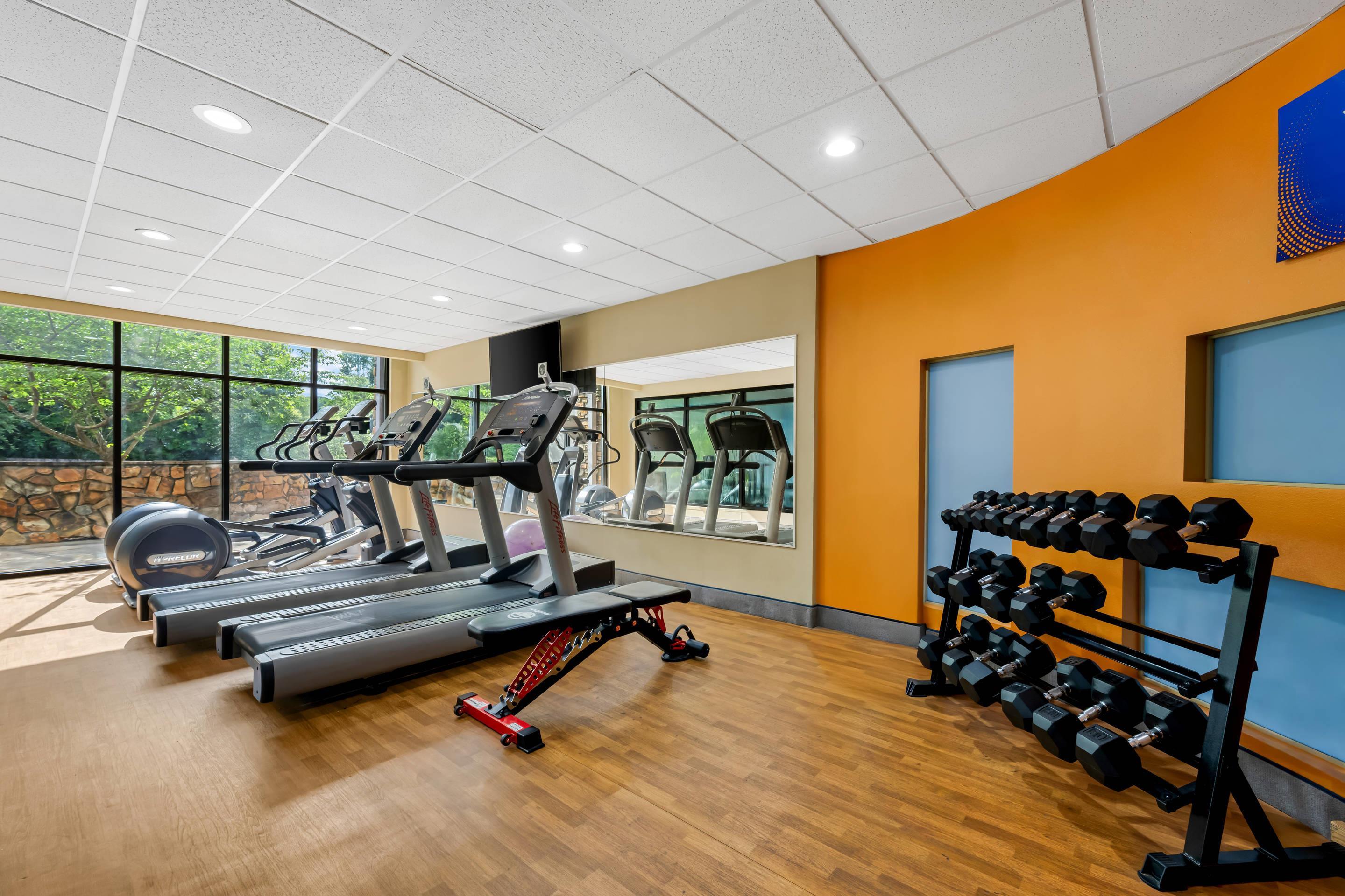 Fitness center | Comfort Suites New Bern near Cherry Point